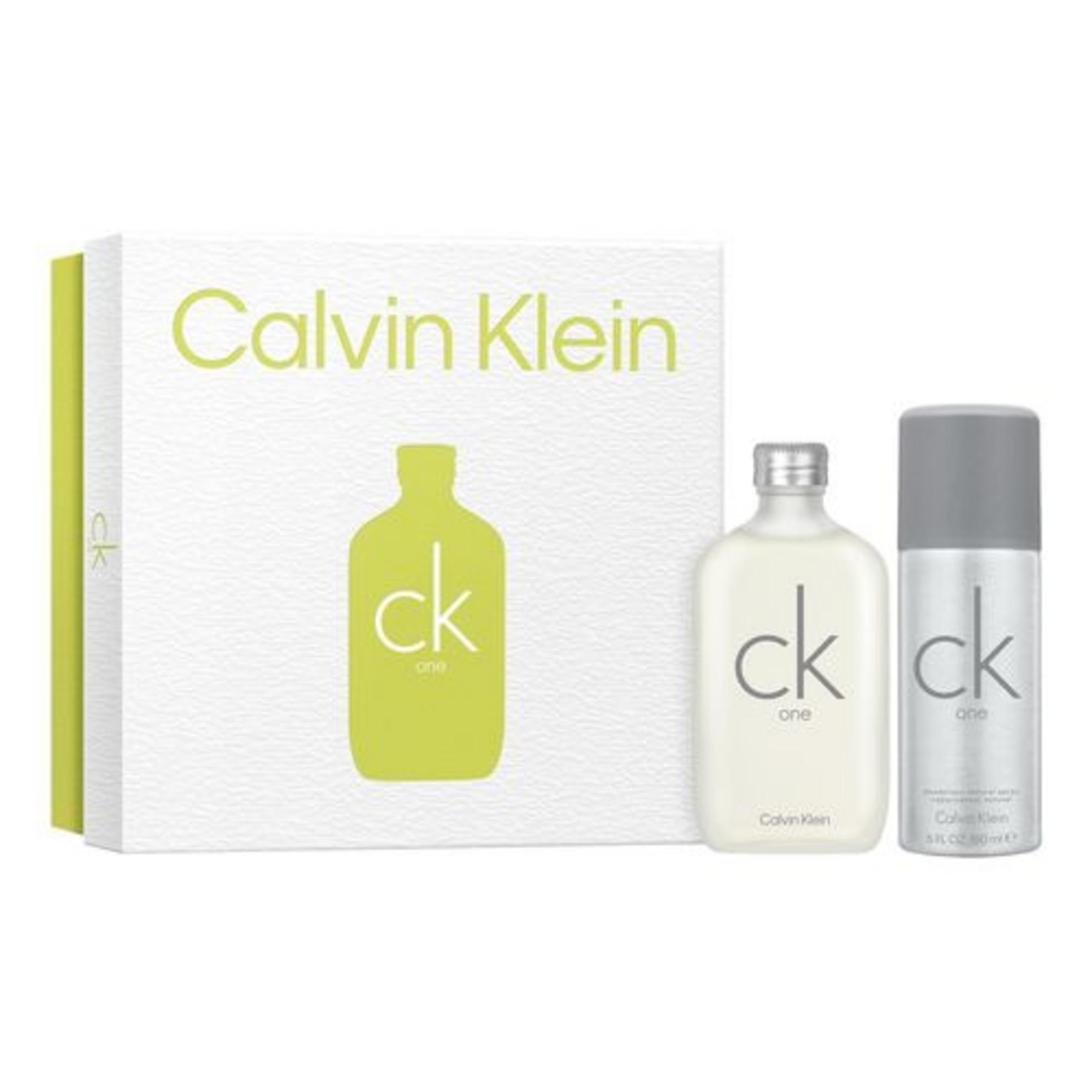 Setul Calvin Klein: 
CK One, Parfum de Toaletă, Neutru, 100 ml + CK One, Protecție pe 24 ore, Sprai pentru Dezodorare, Pentru Bărbați, 150 ml