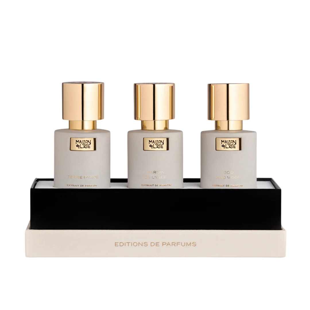Capitolul 04 Set Maison De L'Asie: Dumnezeu și Lună, Elixir de parfum, Neutru, 15 ml + Grădină a Indiei, Elixir de parfum, Neutru, 15 ml + Pământul Indiei, Elixir de parfum, Neutru, 15 ml