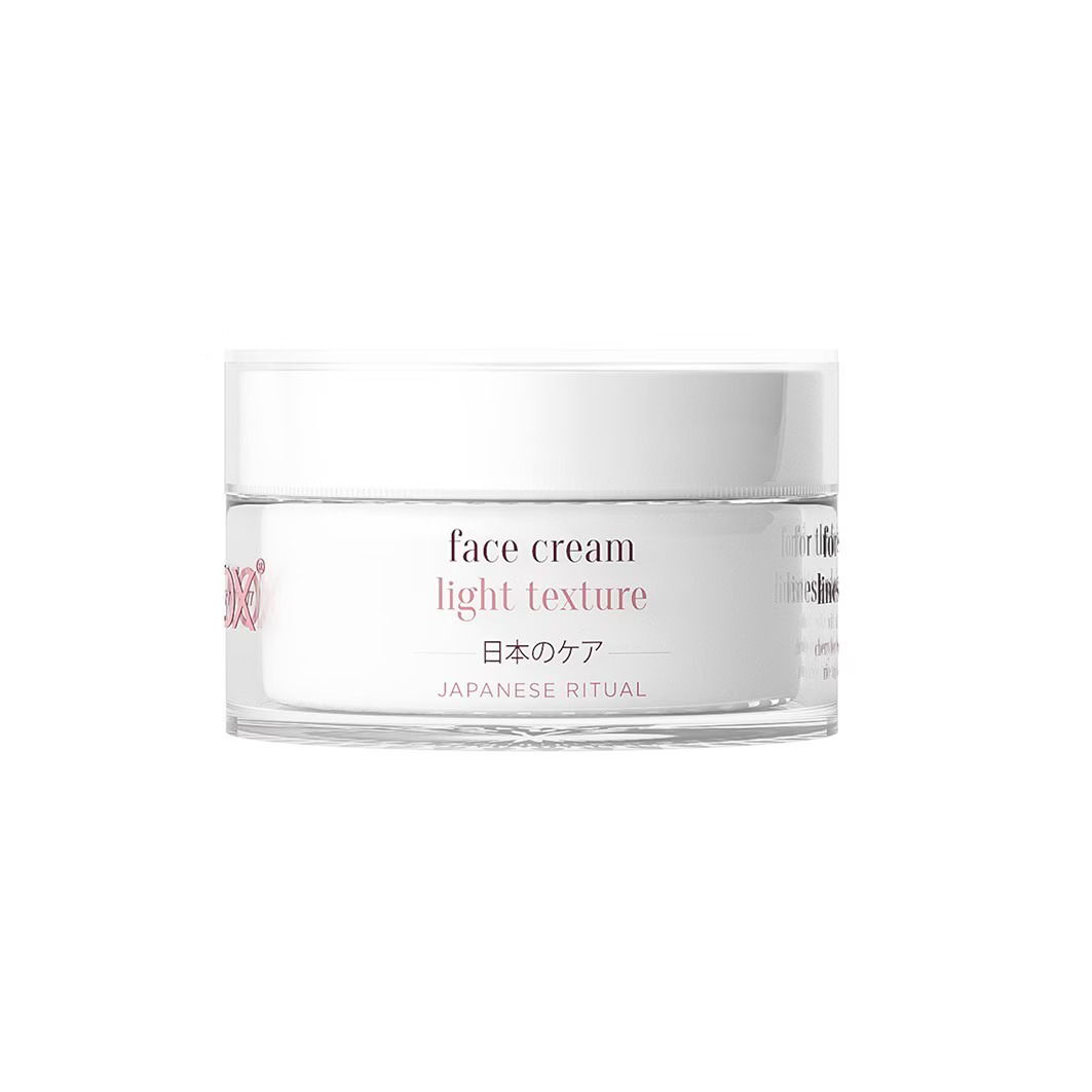 Revox B77, Rutina Japoneză, Pentru Toate Tipurile de Piele, Creme Ușoare, pentru Față, 50 ml.